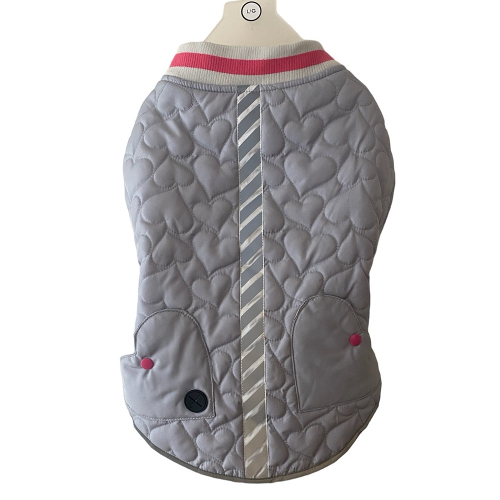 NWOT PMP grey puffer jacket has reflective tape/piping Size large for sm…